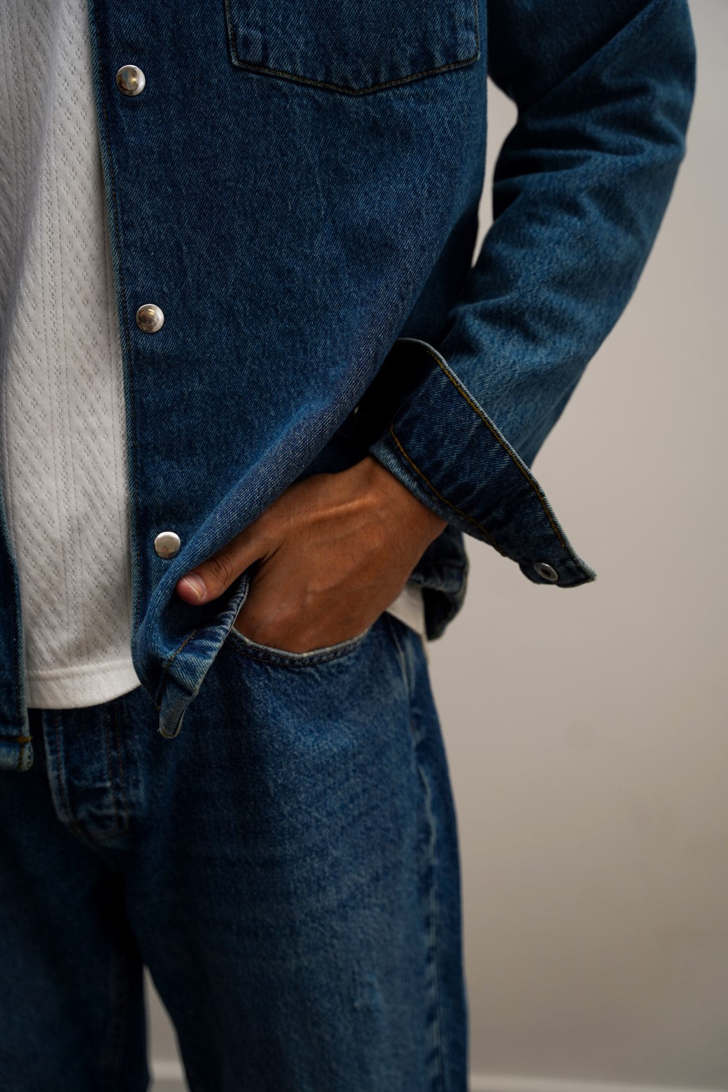 RELAXED STRAIGHT JEANS