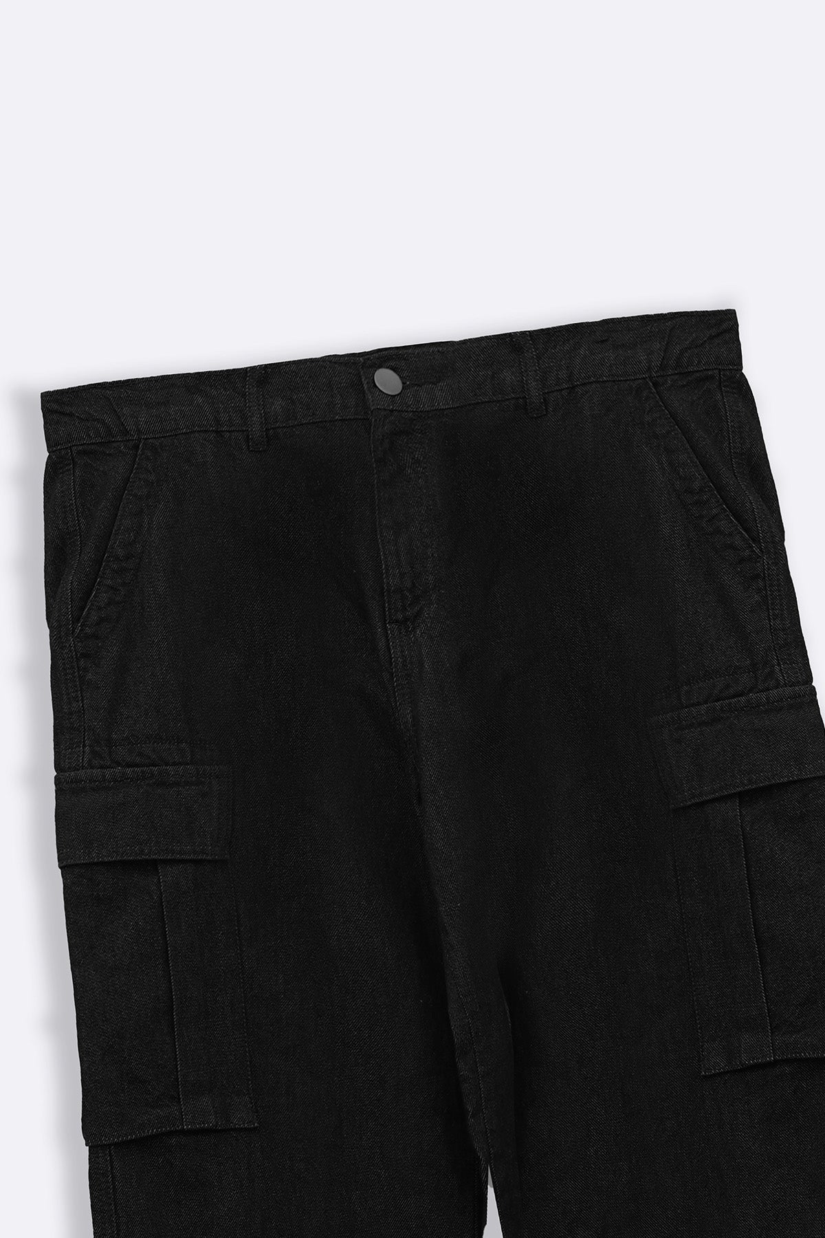 RELAXED CARGO JEANS