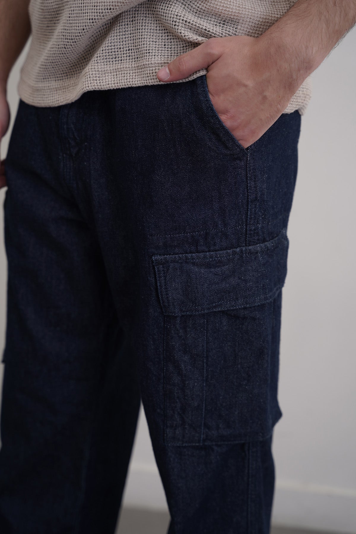 RELAXED CARGO JEANS