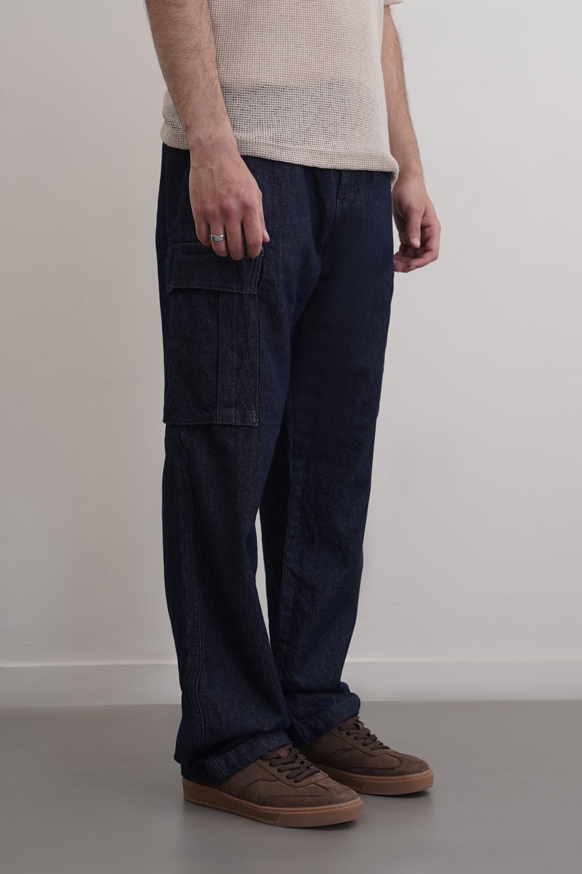 RELAXED CARGO JEANS
