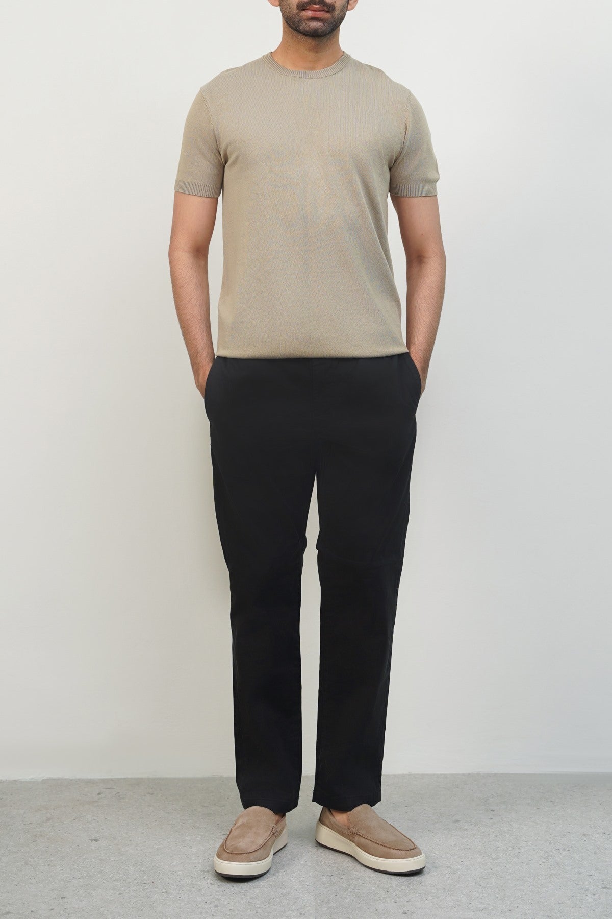 SLIM STRAIGHT PANTS